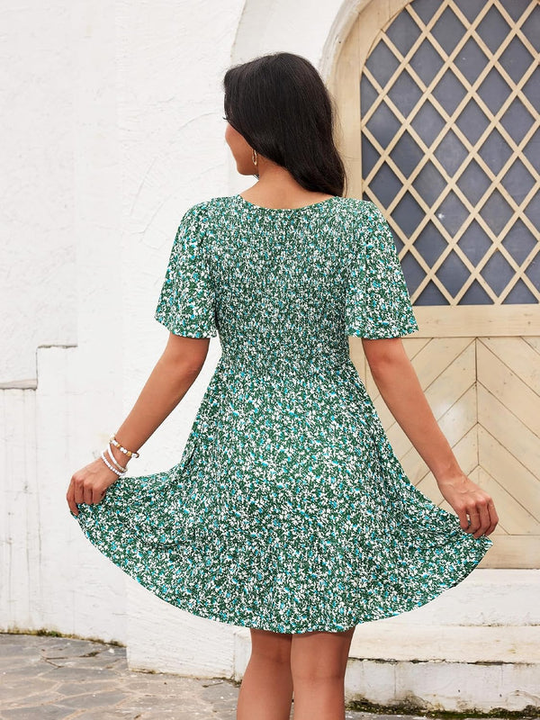 Chic Floral Sundress with Pockets